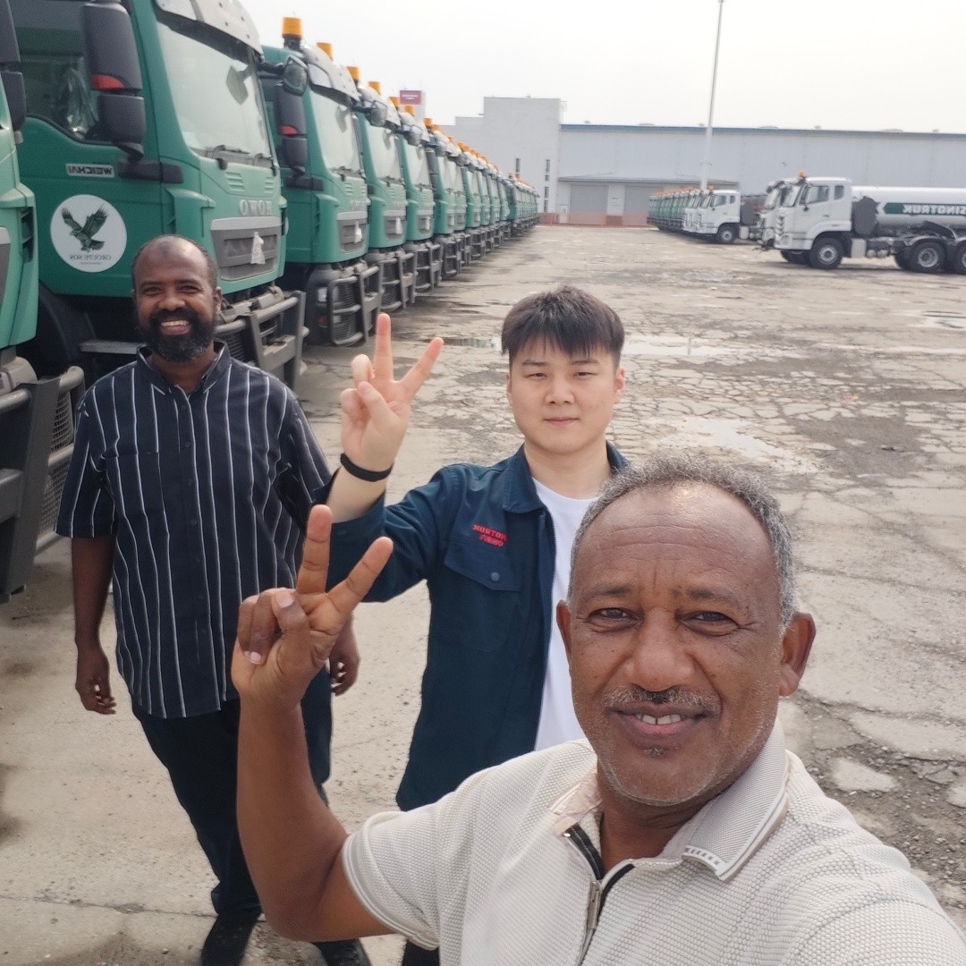 Latest company Cases about Kunden aus dem Sudan besuchten unsere Fabrik.