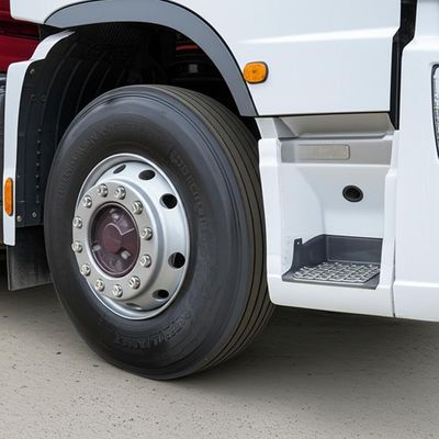 kaufen s Leading of Shacman Tractor Truck with 315 / 80R22.5 Tires online manufacture