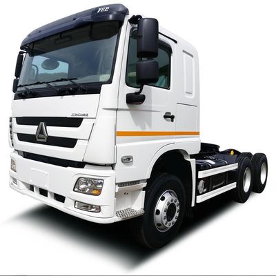 kaufen Zf Steering Shacman Tractor Truck with 351hp-460hp Horse Power and 315 / 80R22.5 Tires online manufacture