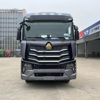 Ein guter Preis. Doppelreihe Howo Sinotruk Traktor 6x4 610 PS 10 Räder Gebraucht Online