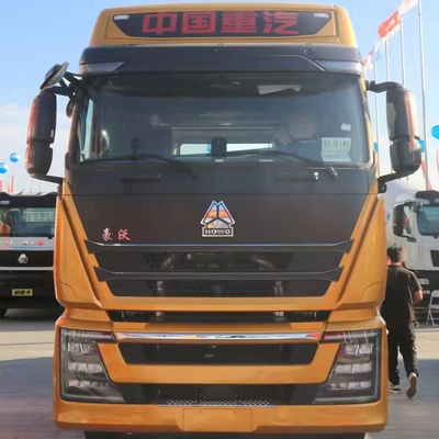 Ein guter Preis. Gebraucht HOWO SINOTRUCK 6X4 Lkw-Kopf T7H 460 Traktor-Lkw mit EURO 5 Emission Online