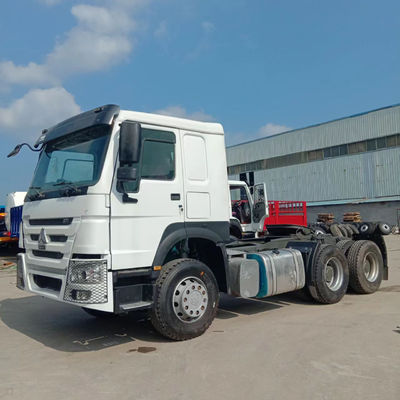 Ein guter Preis. Gebrauchtes Sinotruk Howo 6X4 Traktorfahrzeug mit 10 Reifen und 300-400L Kraftstoffbehälter Online