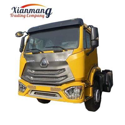Ein guter Preis. 2017-2024 Jahr Gebraucht Howo NX Traktor Lkw 371 380 400 PS 6x4 10 Räder Anhänger Lkw Kopf mit 2 Passagieren Online